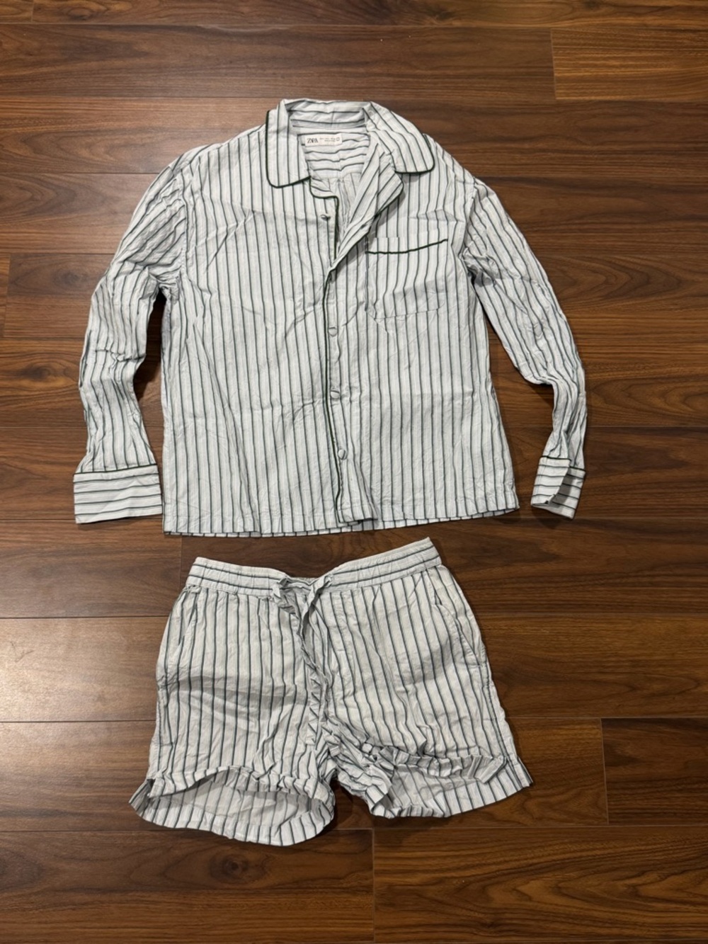Zara White Button-Down Shirt with Navy Pinstripes